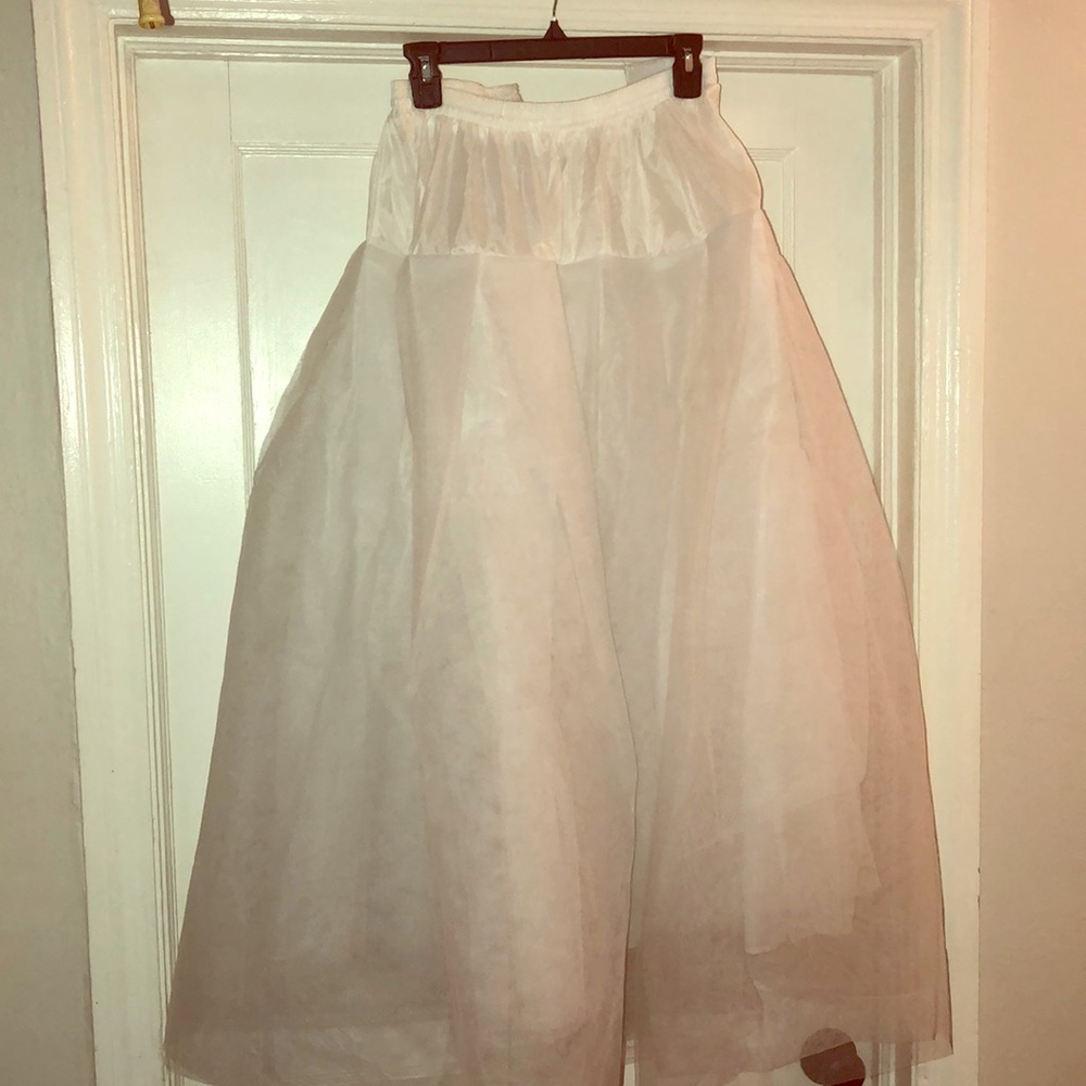 White Petticoat adjustable waist